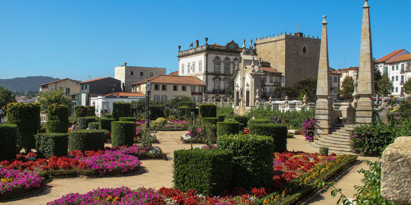 Barcelos, jardins e centro histórico